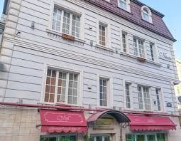 Maestro Hotel