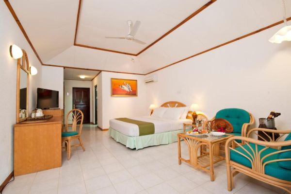 Villa Nautica Paradise Island Resort