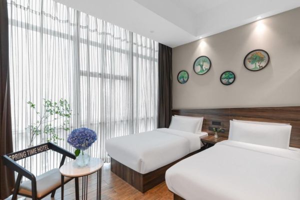 Spring Time Hotel