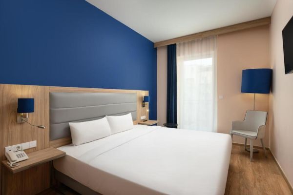 Akeah Verdi Budapest