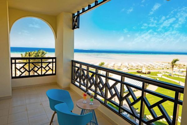 Gravity Hotel & Aqua Park Sahl Hasheesh
