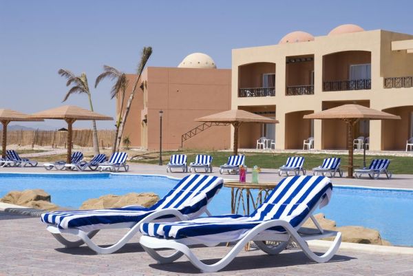 Wadi Lahmy Azur Resort