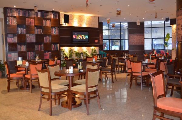 Cherry Maryski Hotel
