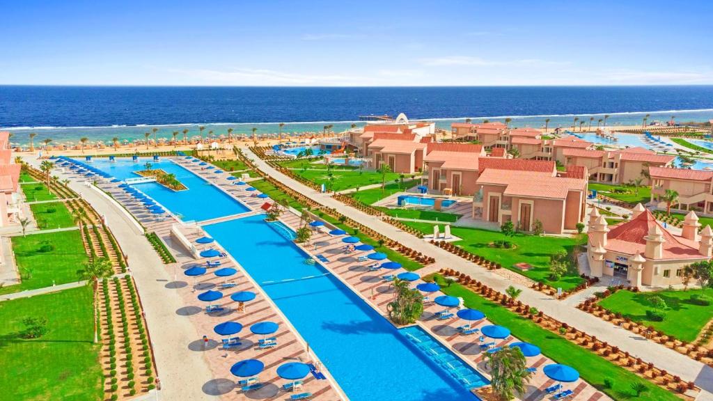 Pickalbatros Sea World Resort